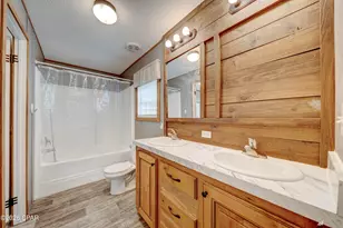10447 Miller Cir, Youngstown, FL 32466 - Photo 27