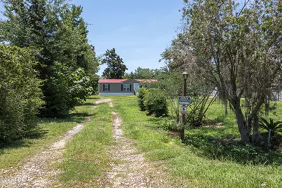 10447 Miller Circle, Youngstown, FL 32466 - Photo 7