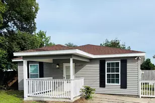 6123 Cherry St, Panama City, FL 32404 - Photo 1