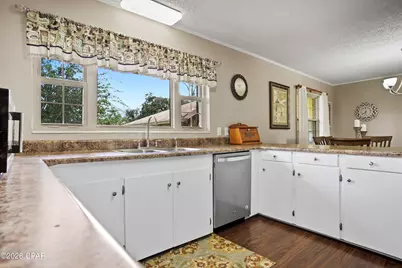 4505 Davis Street, Marianna, FL 32446 - Photo 11