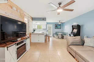 174 W Leslie Ln, Panama City Beach, FL 32407 - Photo 5