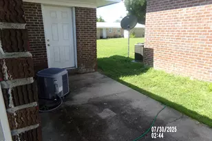 3918 E 11th St, Panama City, FL 32404 - Photo 9
