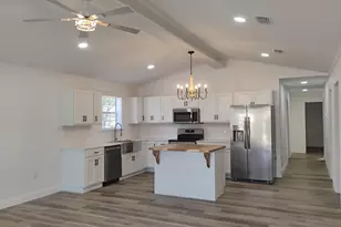 2143 Sunny Hills Blvd, Chipley, FL 32428 - Photo 3
