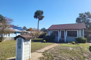 1706 Beck Ave, Panama City, FL 32405 - Photo 1