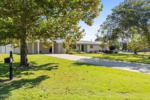 2132 Hayes Ave, Port Saint Joe, FL 32456 - Photo 5