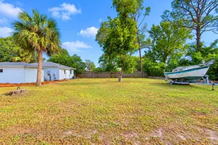 1302 Woodward Ave, Port Saint Joe, FL 32456 - Photo 43