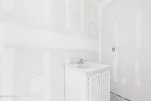 103 Sunset Cir, Port Saint Joe, FL 32456 - Photo 5