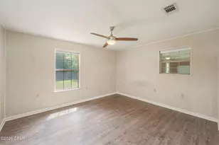 727 Wrights Creek Rd, Caryville, FL 32427 - Photo 23