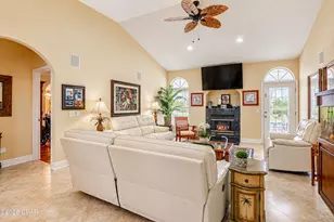 124 Beachwood Dr, Panama City Beach, FL 32413 - Photo 9