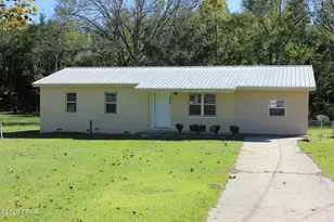 106 Veneer Cir, Bonifay, FL 32425 - Photo 1