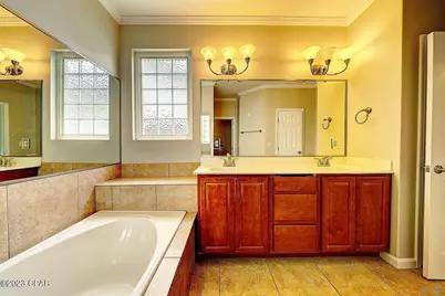 4021 Oak Forest Drive, Panama City, FL 32404 - Photo 17