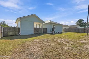 915 Twentieth St, Port Saint Joe, FL 32456 - Photo 33