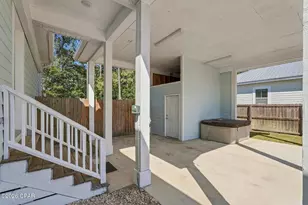 915 Twentieth St, Port Saint Joe, FL 32456 - Photo 5