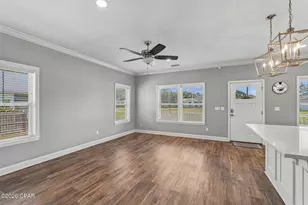 915 Twentieth St, Port Saint Joe, FL 32456 - Photo 13