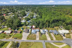 915 Twentieth St, Port Saint Joe, FL 32456 - Photo 39
