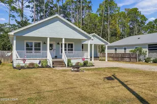 915 Twentieth St, Port Saint Joe, FL 32456 - Photo 3