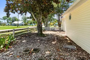 1033 Mc Clelland Ave, Port Saint Joe, FL 32456 - Photo 27