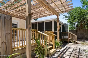 1033 Mc Clelland Ave, Port Saint Joe, FL 32456 - Photo 29