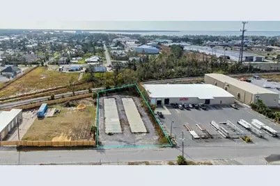 323 W 14th Street, Panama City, FL 32401 - Photo 1