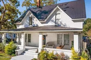 632 Main St, Chipley, FL 32428 - Photo 1