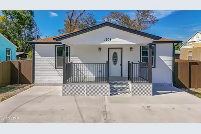 1705 Lake Avenue, Panama City, FL 32401 - Photo 1