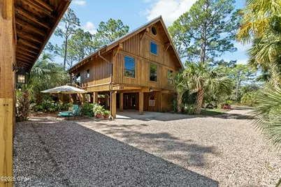 136 S Oak Street, Port Saint Joe, FL 32456 - Photo 1