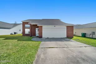 520 J H Crews Cir, Panama City, FL 32404 - Photo 1