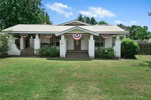 2491 3rd Ave, Alford, FL 32420 - Photo 1