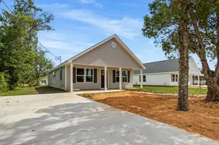 924 Taylor Dr, Panama City, FL 32404 - Photo 1