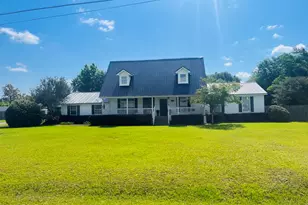 17517 NE Teresa Terrace St, Blountstown, FL 32424 - Photo 1