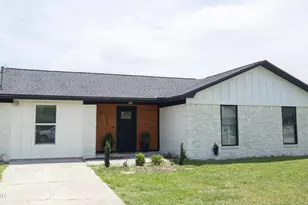 733 Camellia Ave, Panama City, FL 32404 - Photo 1