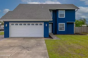 702 Plantation Cir, Panama City, FL 32404 - Photo 1