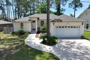 208 Palm Cir, Panama City Beach, FL 32413 - Photo 1