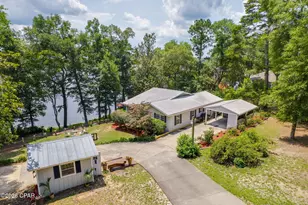 245 Squirrel Rd, Defuniak Springs, FL 32433 - Photo 1