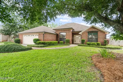 106 Queens Circle, Panama City, FL 32405 - Photo 1