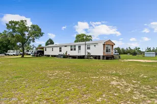 261 Hero Rd, Chipley, FL 32428 - Photo 1