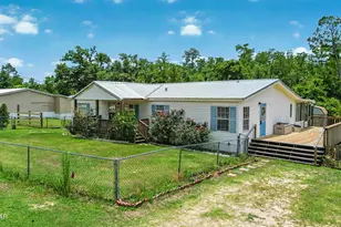 8819 Kiwi Ln, Youngstown, FL 32466 - Photo 1