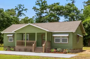 12440 Forest Glen Dr, Fountain, FL 32438 - Photo 1