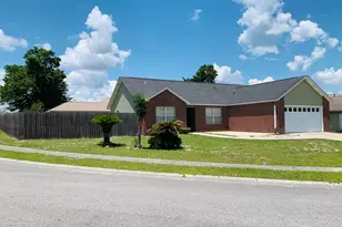 551 J H Crews Cir, Panama City, FL 32404 - Photo 1