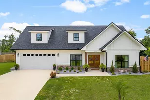 1800 Echo Ln, Lynn Haven, FL 32444 - Photo 1