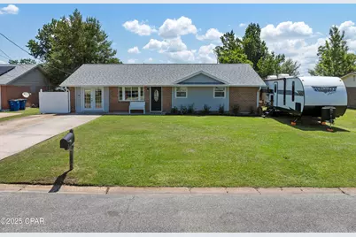 1910 Chestnut Avenue, Panama City, FL 32405 - Photo 1