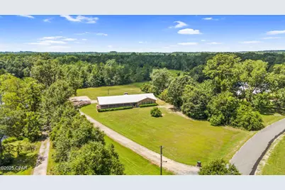 963 Everett Road, Graceville, FL 32440 - Photo 1