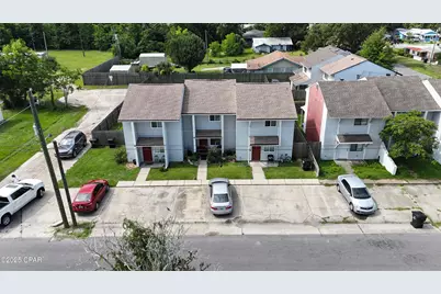 3746 E 9th Street #3746,3748,3750, Springfield, FL 32401 - Photo 1