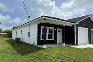 3817 E 8th St, Panama City, FL 32401 - Photo 1