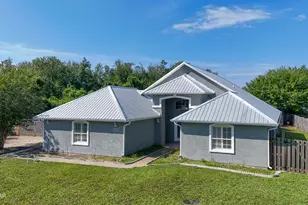 1701 Sutherland Rd, Lynn Haven, FL 32444 - Photo 1