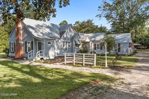 1367 South Blvd, Chipley, FL 32428 - Photo 1