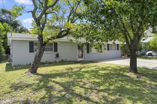 511 Wisteria St, Panama City Beach, FL 32407 - Photo 1