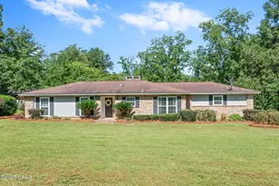 822 8th St, Chipley, FL 32428 - Photo 1