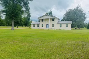 2666 Indian Springs Rd, Marianna, FL 32446 - Photo 1