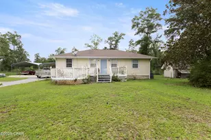 2192 Pike Pond Rd, Alford, FL 32420 - Photo 1